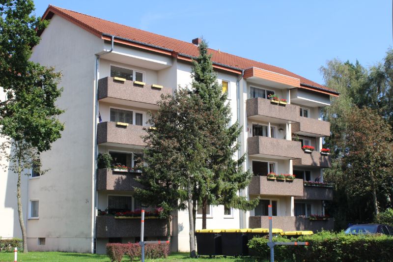 Wohnung zur Miete 530 € 3 Zimmer 81,7 m²<br/>Wohnfläche 2.<br/>Geschoss 01.04.2025<br/>Verfügbarkeit Nelkenweg 34 Windflöte Bielefeld 33659