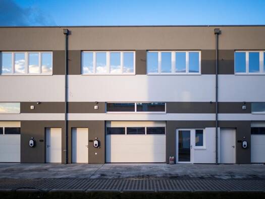 Halle/Industriefläche zur Miete - Erstbezug 10,65 € 86,6 m² Lagerfläche Baden 2500