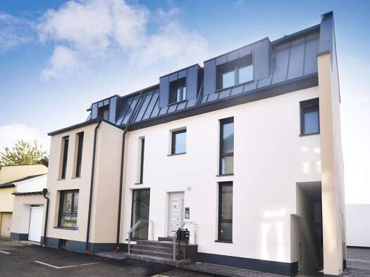 Wohnung zur Miete - Erstbezug 1.350 € 3 Zimmer 90 m² EG Siegburg 53721