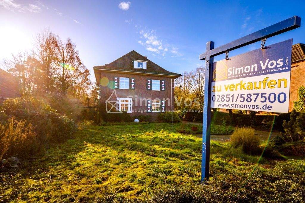 Immobilie in Isselburg - Sie lieben Altbau? Großzügige Villa in Anholt zu verkaufen - Bild 1