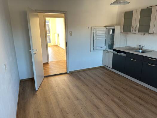 Wohnung zur Miete 790 € 3 Zimmer 108 m² 3. Geschoss frei ab 01.04.2026 Bahnhofstraße 36 Haidenhof-Nord Passau 94032