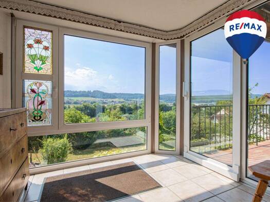 Einfamilienhaus zum Kauf 449.000 € 7,5 Zimmer 200 m² 906 m² Grundstück Horheim Wutöschingen 79793