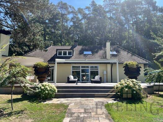 Villa zum Kauf 1.997.000 € 14 Zimmer 597 m² 24.070 m² Grundstück Lauf an der Pegnitz 91207