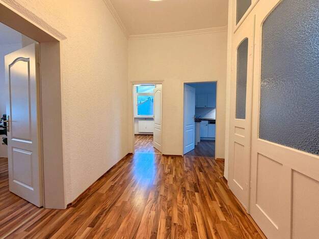 Wohnung zur Miete 1.000 € 3,5 Zimmer 100 m² frei ab 01.05.2026 Friedberg Friedberg (Hessen) 61169