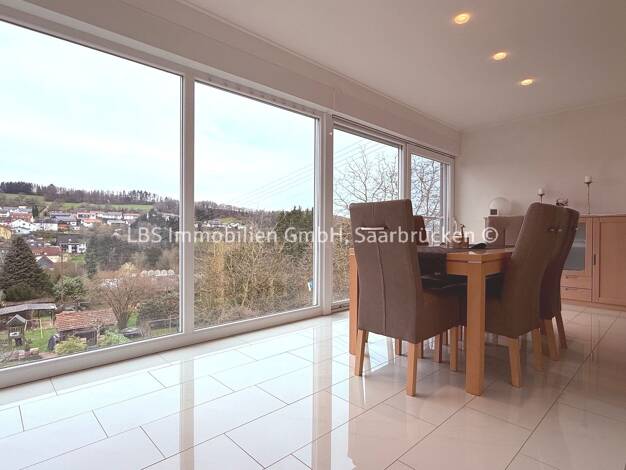 Reihenmittelhaus zum Kauf 320.000 € 8 Zimmer 245 m² 710 m² Grundstück Humes Eppelborn 66571