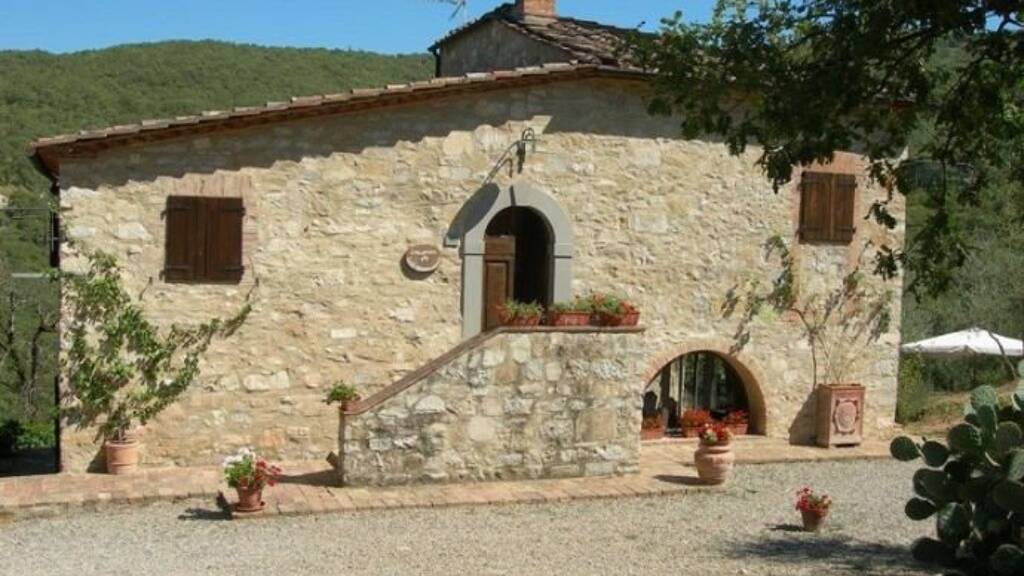 Bauernhaus zum Kauf 1.150.000 € 11 Zimmer 330 m² 250.000 m² Grundstück Poggibonsi 53036