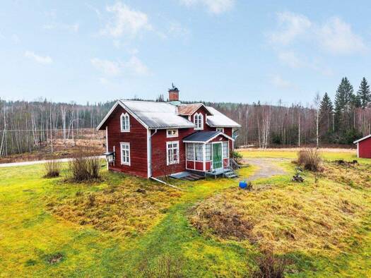 Einfamilienhaus zum Kauf 73.000 € 3 Zimmer 88 m² 18.172 m² Grundstück Hagfors