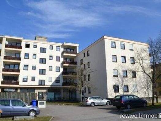 Wohnung zur Miete 600 € 2 Zimmer 62,1 m² 2. Geschoss Gendorf Burgkirchen an der Alz 84508