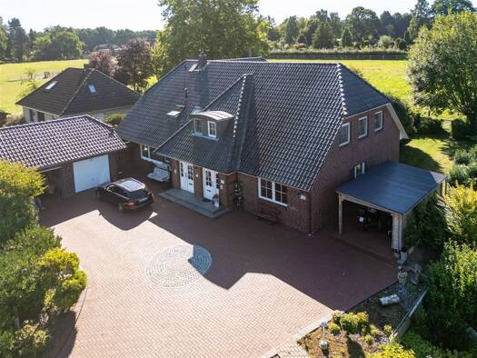 Mehrfamilienhaus zum Kauf 429.000 € 8 Zimmer 321,3 m² 1.028 m² Grundstück frei ab sofort Am Hang 12 Heiligenloh Twistringen 27239