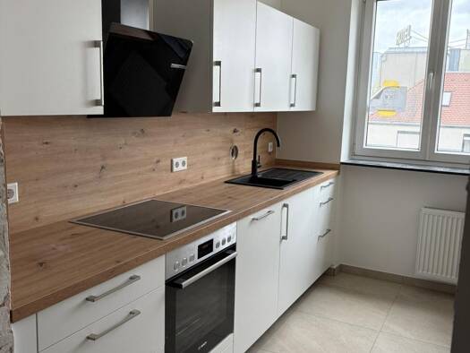 Wohnung zur Miete 900 € 3 Zimmer 81,1 m² 4. Geschoss frei ab 01.05.2026 Äußere Bayreuther Straße 52 Schoppershof Nürnberg 90491