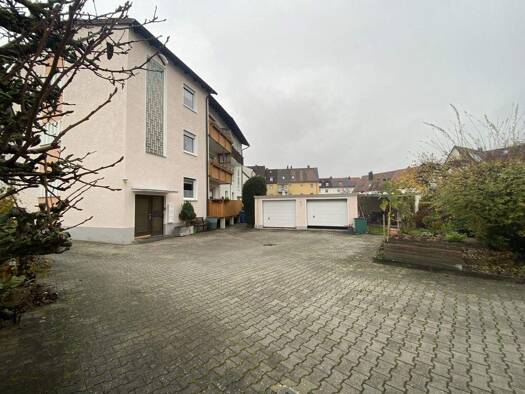 Mehrfamilienhaus zum Kauf 410.000 € 9 Zimmer 258 m² 410 m² Grundstück Lerchenfeld Weiden 92637