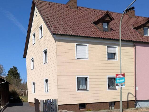 Doppelhaushälfte zum Kauf provisionsfrei 170.000 € 9 Zimmer 146 m² 660 m² Grundstück Egerer Straße 51 Waldsassen Waldsassen 95652