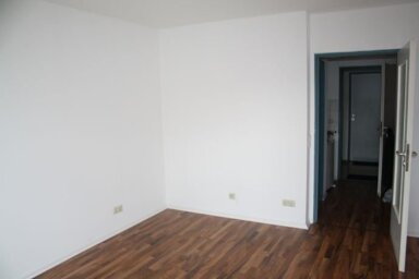 Apartment zur Miete 410 € 1 Zimmer 27 m² 1. Geschoss frei ab sofort Hannoversche Straße 137 Ernst-Fahlbusch-Straße Göttingen 37077