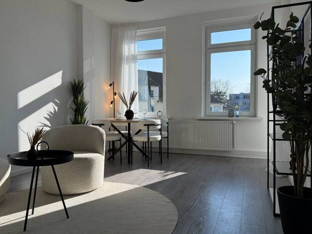 Wohnung zum Kauf 299.900 € 4 Zimmer 95,4 m² 1. Geschoss Hildesheimer Straße 379 Wülfel Döhren - Wülfel 30519