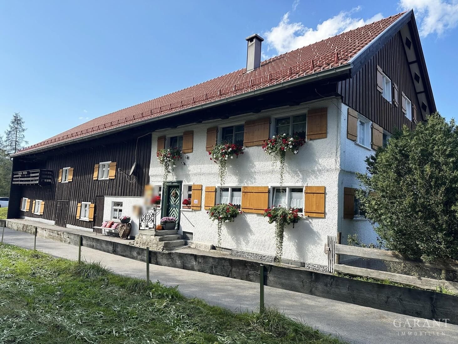 Bauernhaus zum Kauf 860.000 € 7 Zimmer 187 m²<br/>Wohnfläche 2.150 m²<br/>Grundstück Osterdorf Oberstaufen 87534