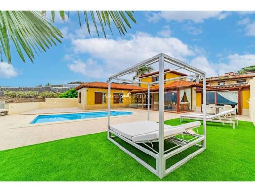 Villa zum Kauf 938.520 € 4 Zimmer 233 m² Tacoronte 38358