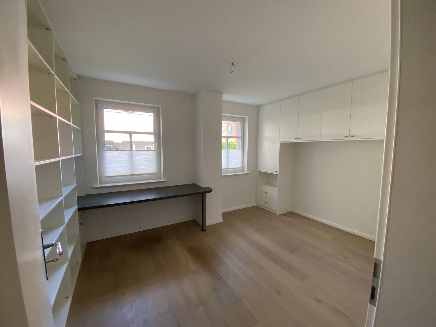 Wohnung zur Miete 700 € 3 Zimmer 109 m²<br/>Wohnfläche ab sofort<br/>Verfügbarkeit Marienstraße Ost Neumünster 24534