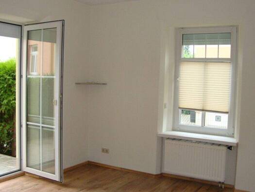 Wohnung zur Miete 380 € 2 Zimmer 65 m² EG Weißenberger Straße 37 Löbau 02708
