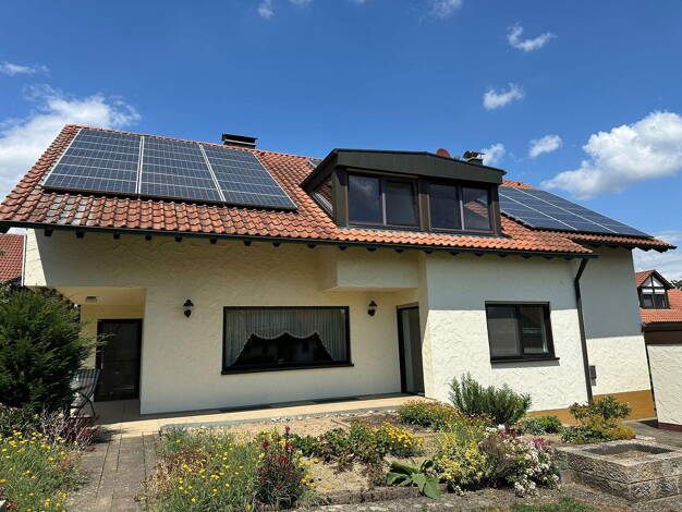 Einfamilienhaus zum Kauf provisionsfrei 645.000 € 7 Zimmer 230 m² 750 m² Grundstück Ringstraße 32 Hüttisheim Hüttisheim 89185