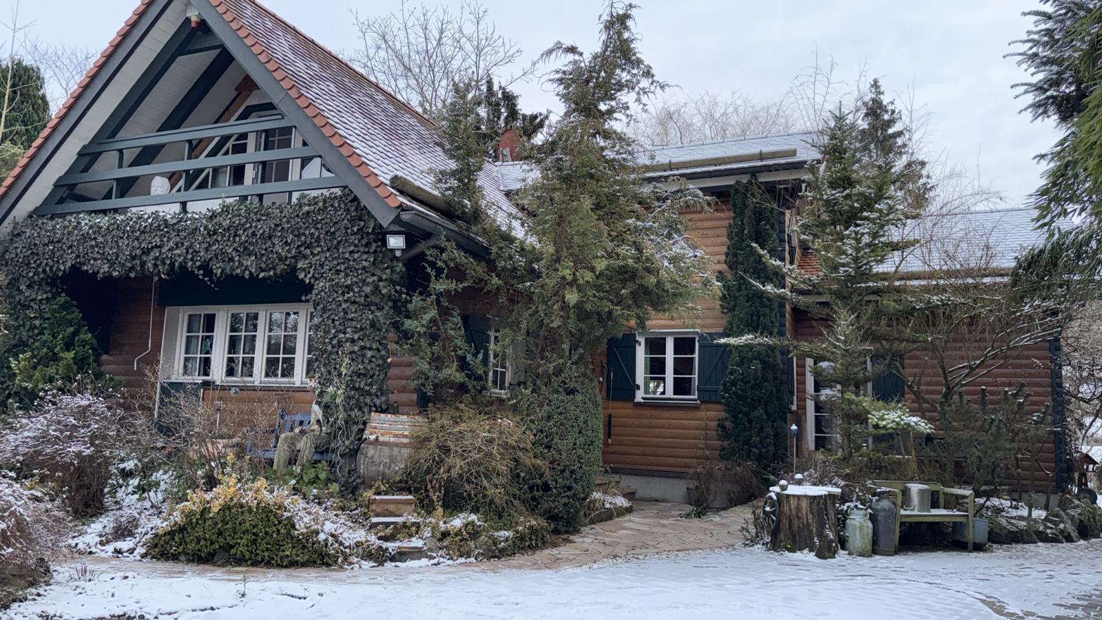 Einfamilienhaus zum Kauf provisionsfrei 695.000 € 3 Zimmer 180 m²<br/>Wohnfläche 1.600 m²<br/>Grundstück Deutenkofen Adlkofen 84166