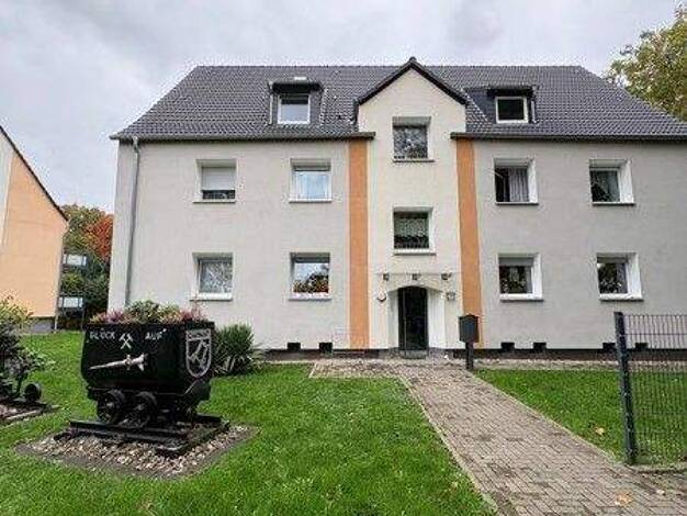 Wohnung zur Miete 559 € 2,5 Zimmer 56,1 m² frei ab 12.03.2026 Arenbergstr. 62 Karnap Essen 45329