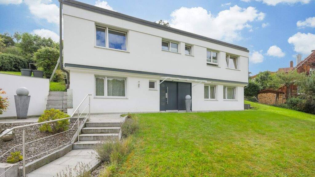 Einfamilienhaus zum Kauf 640.000 € 6,5 Zimmer 156 m² 1.054 m² Grundstück Dillweißenstein Pforzheim 75180