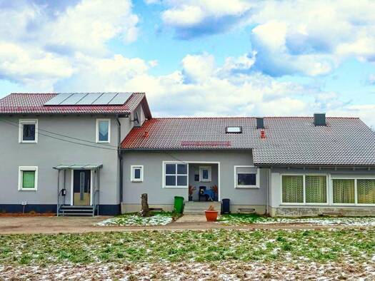 Einfamilienhaus zur Miete 2.500 € 7 Zimmer 170 m² frei ab 01.01.2026 Berghofen Eching 84174