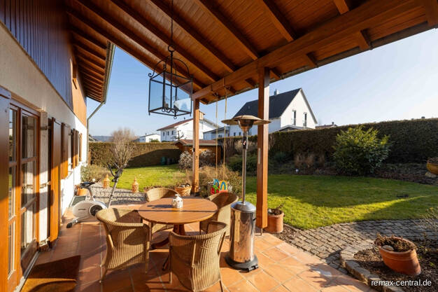Einfamilienhaus zur Miete 3.000 € 5 Zimmer 204,3 m² 695 m² Grundstück Ast Tiefenbach 84184