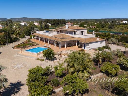 Haus zum Kauf 1.800.000 € 17.140 m² Grundstück São Bento do Cortiço e Santo Estêvão 8800