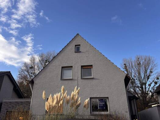 Einfamilienhaus zum Kauf 278.000 € 4 Zimmer 89,8 m² 568 m² Grundstück Niederau Düren 52355