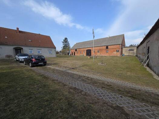 Einfamilienhaus zum Kauf 149.000 € 5 Zimmer 132 m² 9.320 m² Grundstück Rebelow Spantekow 17392