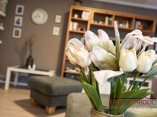 Einfamilienhaus zum Kauf 749.000 € 5,5 Zimmer 161 m² 398 m² Grundstück frei ab 01.08.2026 Hilzingen 78247