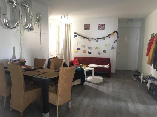 Wohnung zur Miete 400 € 5 Zimmer 145 m² EG Rennweg Weiterer Innenstadtgürtel West / Nord / Ost 90489