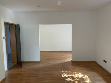 Wohnung zur Miete 650 € 3,5 Zimmer 76 m² frei ab 01.07.2025 Detmold - Kernstadt Detmold 32756