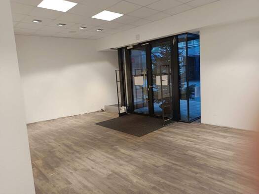 Laden zur Miete provisionsfrei 1.650 € 2 Zimmer 177 m² Verkaufsfläche Oberes Tor 3 Innenstadt Hof 95028
