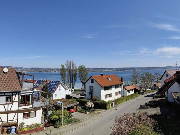 Wohnung zur Miete 960 € 3 Zimmer 60 m² Dachgeschoss, 3. Geschoss frei ab 01.10.2025 Fließhornstraße 4a Dingelsdorf Konstanz-Dingelsdorf 78465