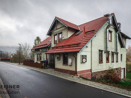 Hotel zum Kauf 215.000 € 4 Zimmer 5 Betten 550 m² Gastrofläche 659 m² Grundstück Suhl 98528