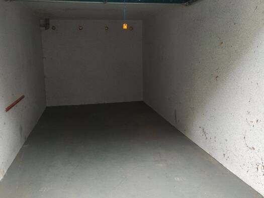 Garage zur Miete 60 € Schneidhainer Straße 1 Mahndorf Bremen 28307