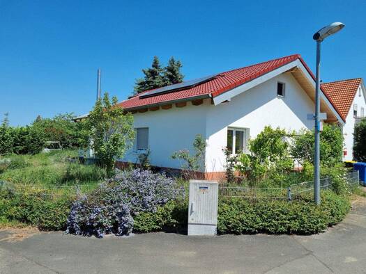 Einfamilienhaus zum Kauf 299.000 € 3 Zimmer 97 m² 531 m² Grundstück Caßdorf Homberg 34576