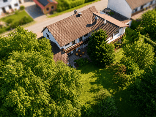 Mehrfamilienhaus zum Kauf 579.000 € 8 Zimmer 208 m² 1.283 m² Grundstück Weinhausen Jengen 86860