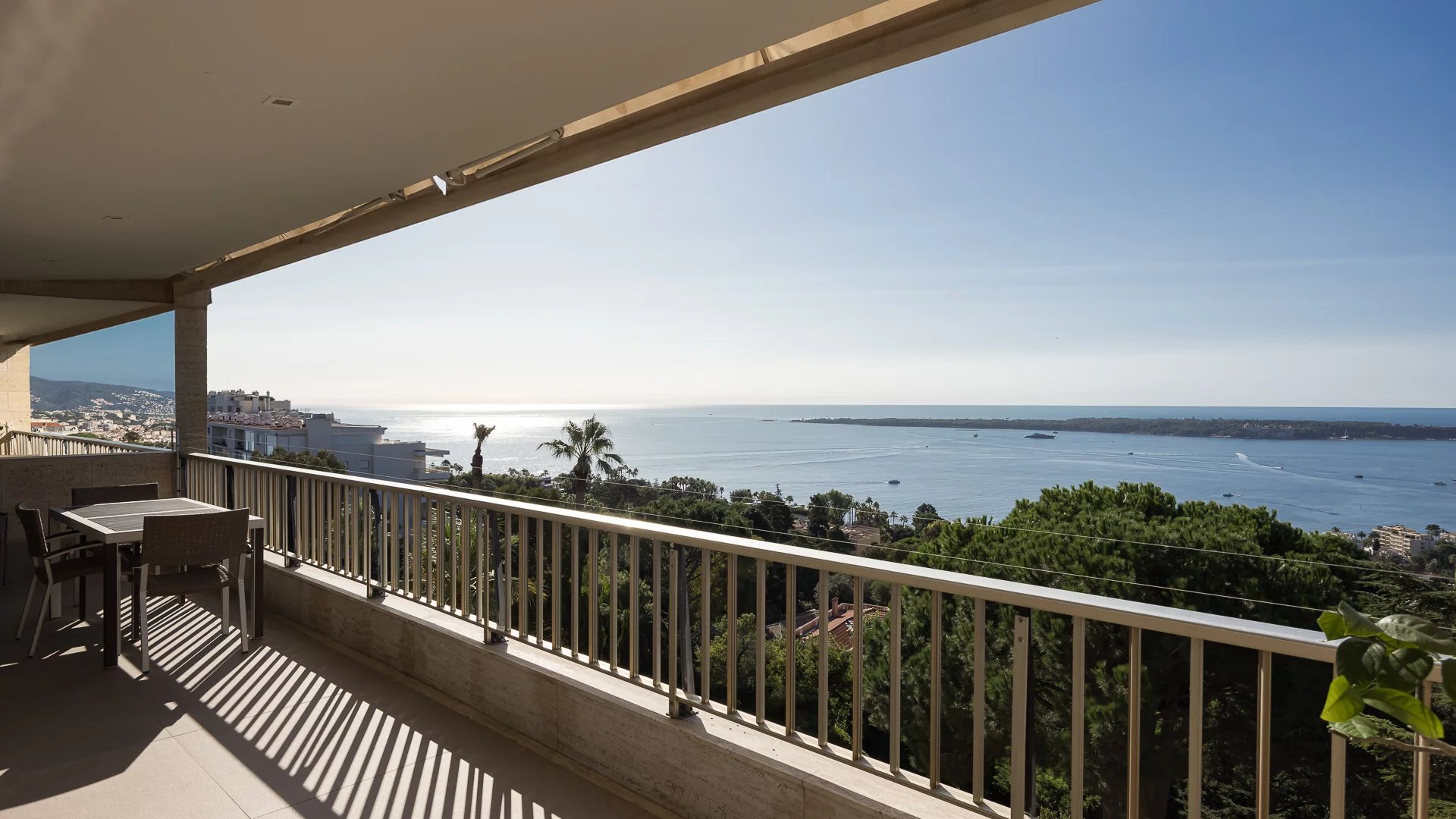 Wohnung zum Kauf 1.890.000 € 4 Zimmer 118,7 m²<br/>Wohnfläche Le Vieux Port-Les Iles CANNES 06400