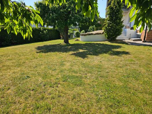 Einfamilienhaus zur Miete 1.790 € 189,3 m² 960 m² Grundstück frei ab sofort Eschenbach Markt Erlbach 91459
