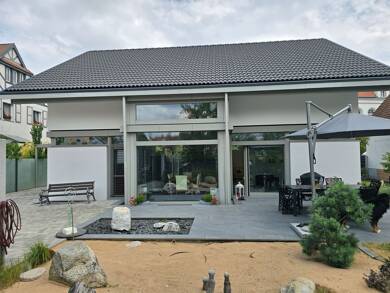 Einfamilienhaus zum Kauf 7 Zimmer 244,8 m² 548 m² Grundstück frei ab sofort Roth Roth 91154