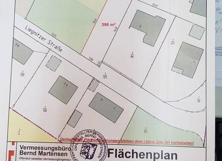 Einfamilienhaus zum Kauf provisionsfrei 360.000 € 10 Zimmer 200 m²<br/>Wohnfläche 1.288 m²<br/>Grundstück Liegnitzer Strasse 2 Hohenlockstedt 25551
