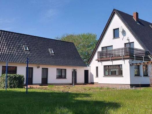 Einfamilienhaus zum Kauf provisionsfrei 698.000 € 5 Zimmer 203,5 m² 774 m² Grundstück frei ab sofort Zingst 18374