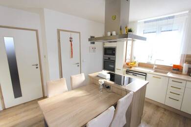 Haus zum Kauf 529.000 € 6 Zimmer 145 m² 443 m² Grundstück Aldingen Aldingen 78554