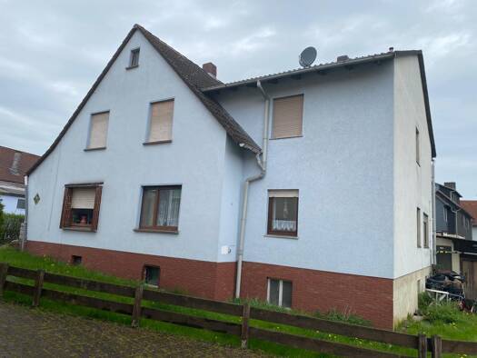 Mehrfamilienhaus zum Kauf provisionsfrei 229.000 € 12 Zimmer 204 m² 599 m² Grundstück frei ab sofort Gilserberg Gilserberg 34630