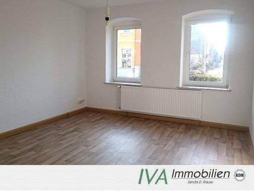 Wohnung zur Miete 250 € 2 Zimmer 52 m² EG Grenzstraße Weida Riesa 01587