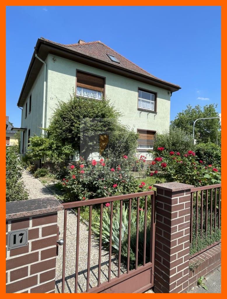 Mehrfamilienhaus zum Kauf provisionsfrei 239.500 € 8 Zimmer 260 m²<br/>Wohnfläche 867 m²<br/>Grundstück ab sofort<br/>Verfügbarkeit Dornaer Straße 17 Stadtmitte Nord Gera 07545