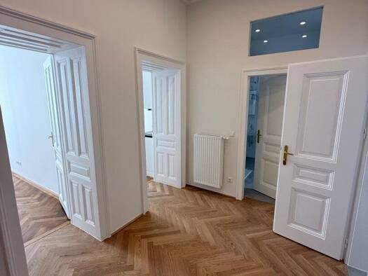 Wohnung zur Miete 1.014 € 60 m² 3. Geschoss frei ab 15.07.2026 Wien 1080